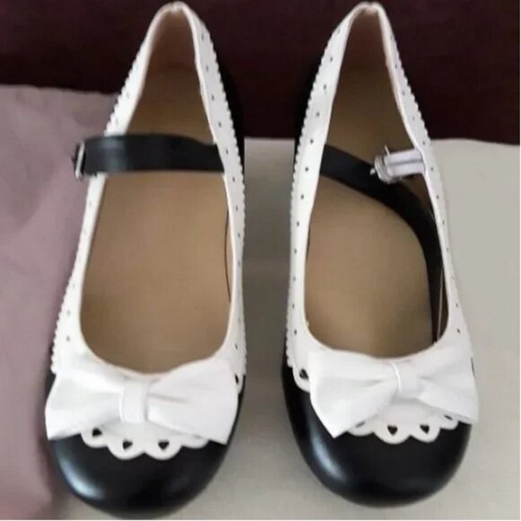 ELFY Cute Lolita Cosplay Mary Jane Mid Chunky Pumps Size 9.5M NIB - Picture 1 of 6